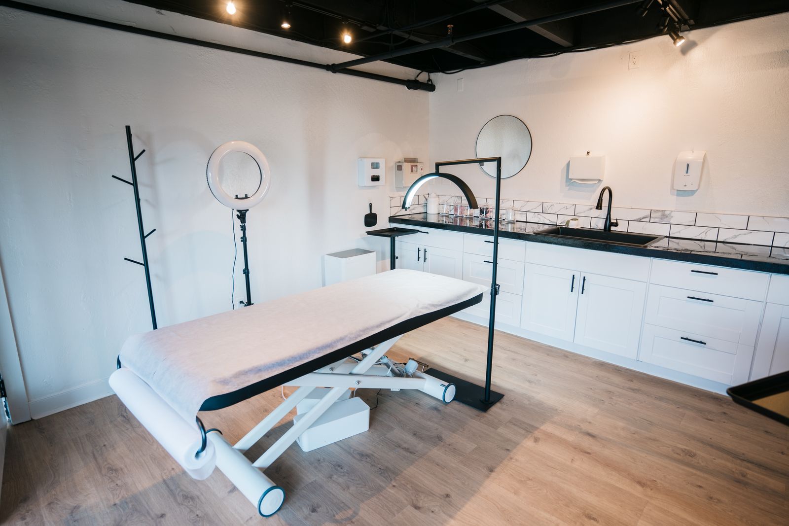 Inside an Amalurra Centre treatment room